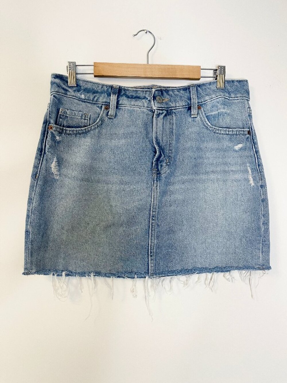 Old Navy Size 10 Light Wash Distressed Raw Hem Denim Mini Skirt Grunge Y2K